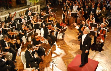 Orquesta de Cámara de Chile se Presenta en San Clemente