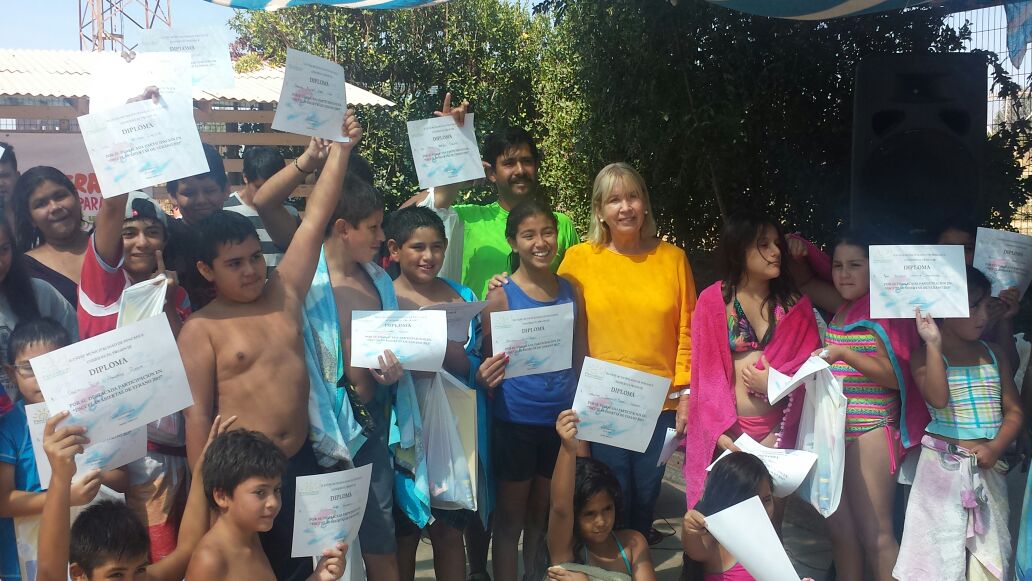 Con Éxito Finalizan Cursos de Natación en Pencahue