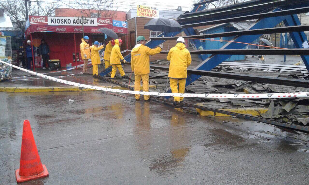 Nave central de terminal de buses de Talca se encuentra reparada tras temporal