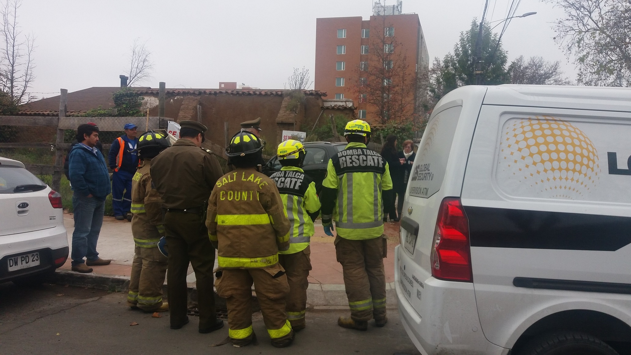 Un lesionado deja colisión casi en zona céntrica de Talca.