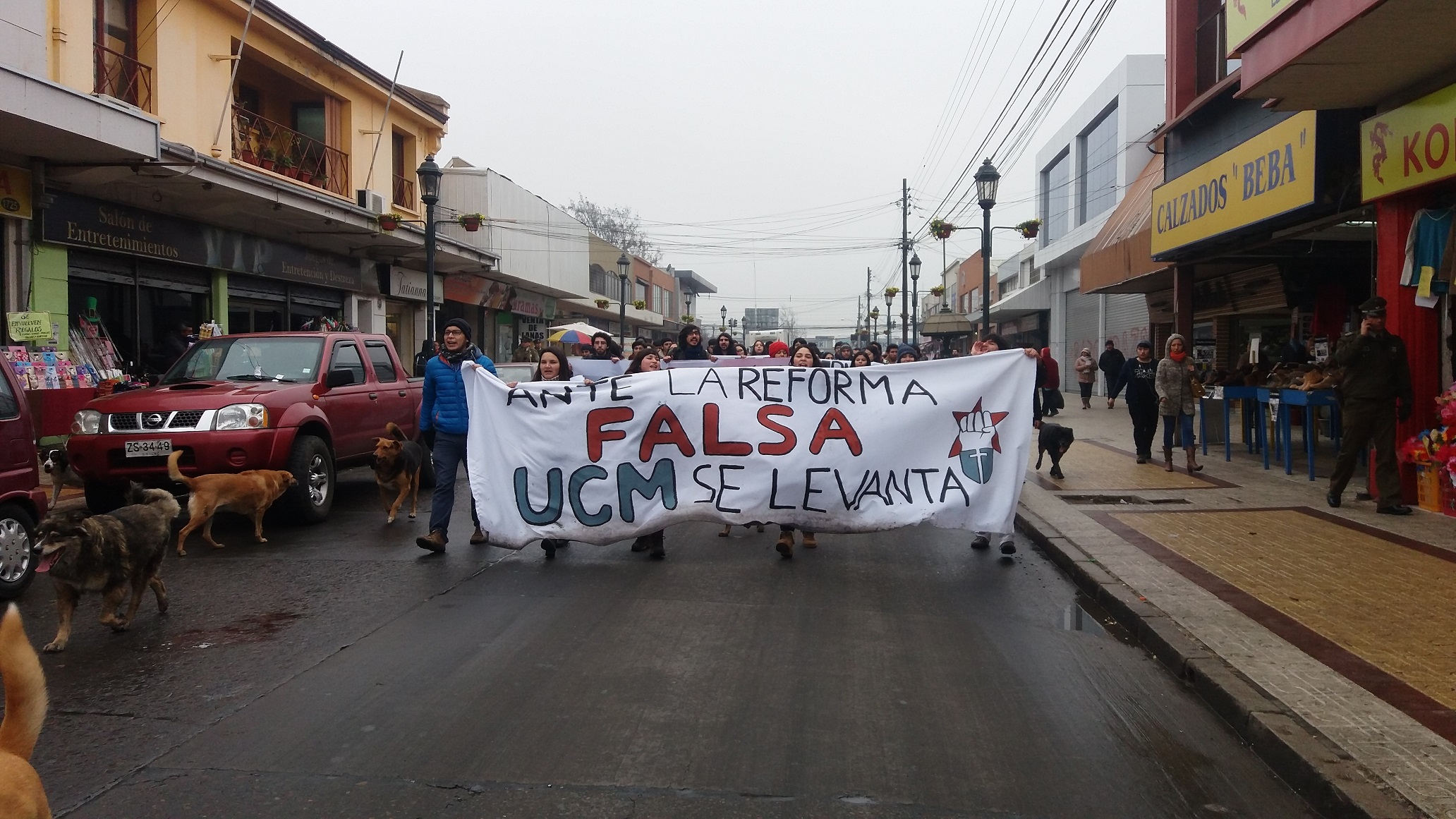Manifestación convocada por la CONFECH  fue catalogada como exitosa por la gran cantidad de estudiantes en las calles de Talca