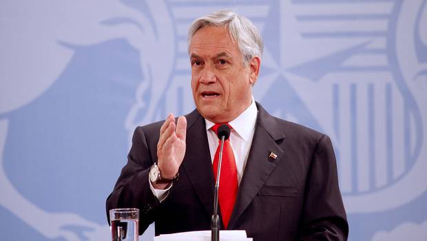 Piñera afirma que Bachelet conduce a Chile por un camino equivocado