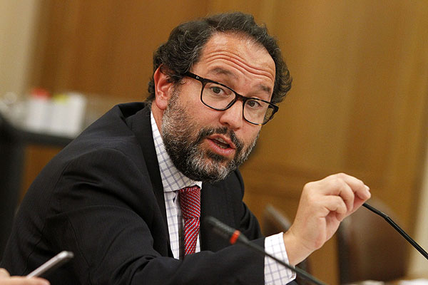 Juan Ignacio Piña presentó su renuncia al Consejo de Defensa del Estado