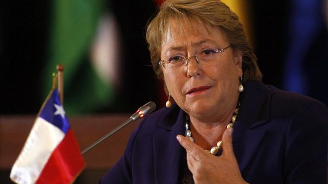Promesas de campaña de la presidenta Bachelet tienen un 48% de avance