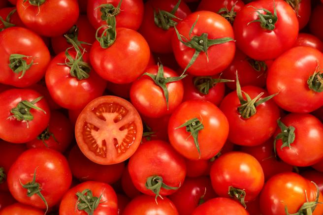 Alza en el precio de tomates