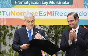 Presidente Piñera promulgó ley que permite dar nombre a hijo que muere antes de nacer
