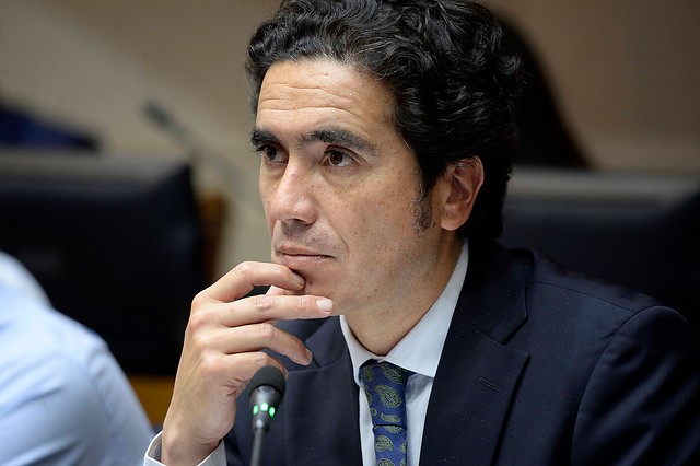 Ministro Briones prevé recesión durante el 2020