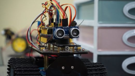 Escolares maulinos crean robots para medir la contaminación del aire en sus colegios