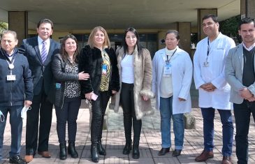 Gobierno regional compromete apoyo para obtener equipamiento y mejoras en el hospital de Linares