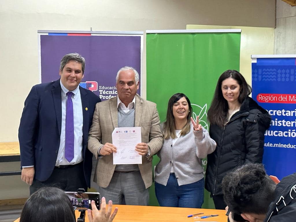 Se firmó convenio  “Lanzamiento de la ruta formativa Minagri 2023”