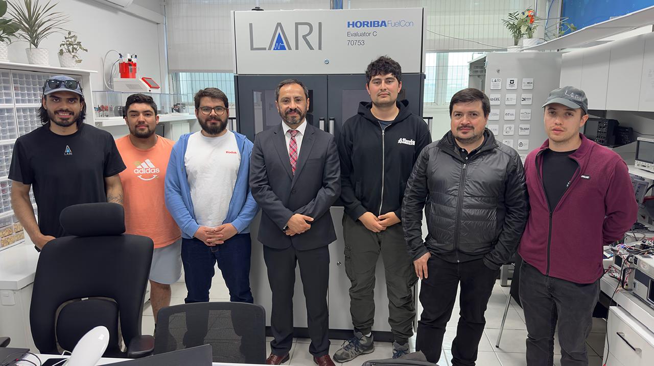 SEREMI de Ciencia visitó los laboratorios de la Universidad de Talca en Curicó