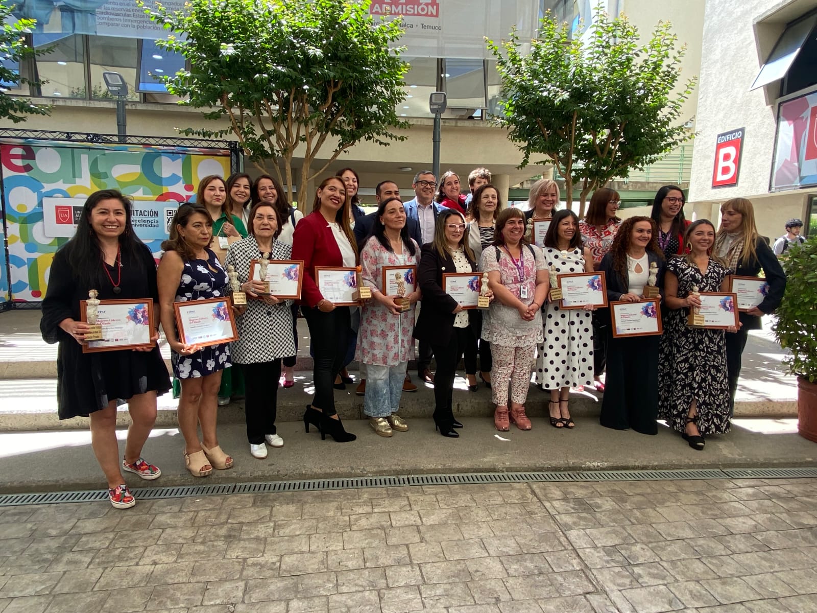 Premiación “Mujeres Líderes del Maule” reconoce el rol femenino en el desarrollo regional