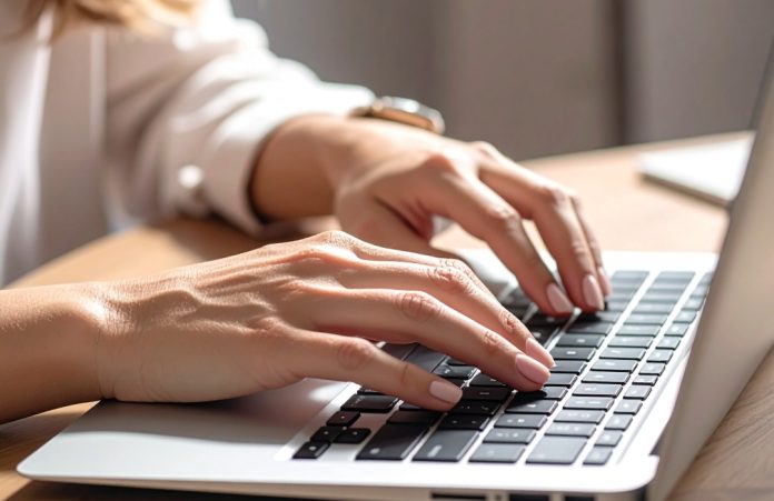 postulaciones abiertas para el Programa Mujeres Jefas de Hogar 2026