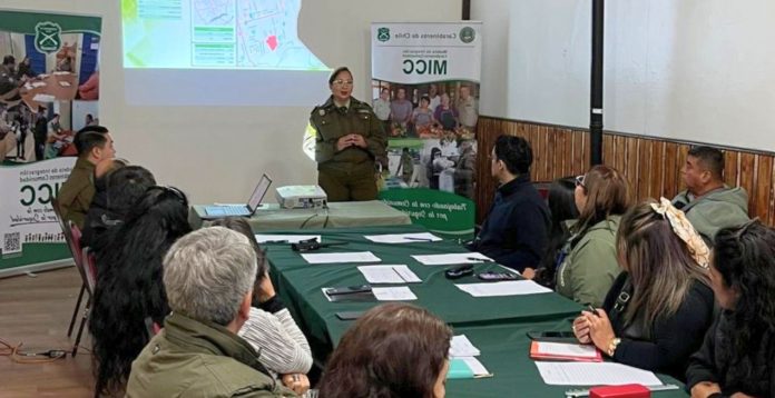 Carabineros de Linares realiza primera mesa de seguridad 2026 con participación de vecinos e instituciones.