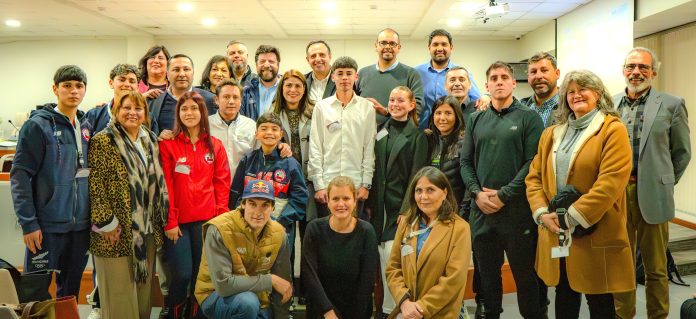 Gobierno Regional destina cerca de $70 millones para apoyar a 13 deportistas maulinos en competencias internacionales.